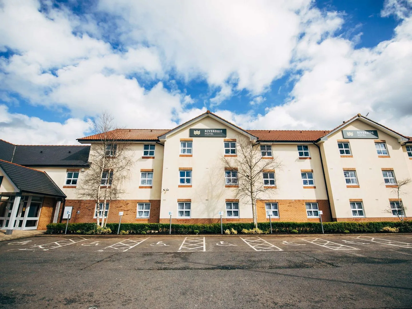 ibis Coleraine Riverside