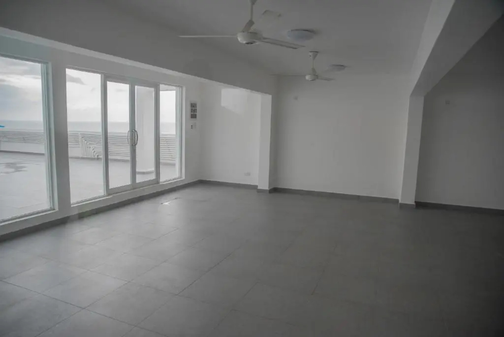Sea View Fully Furnished 2BR Luxury Apartment