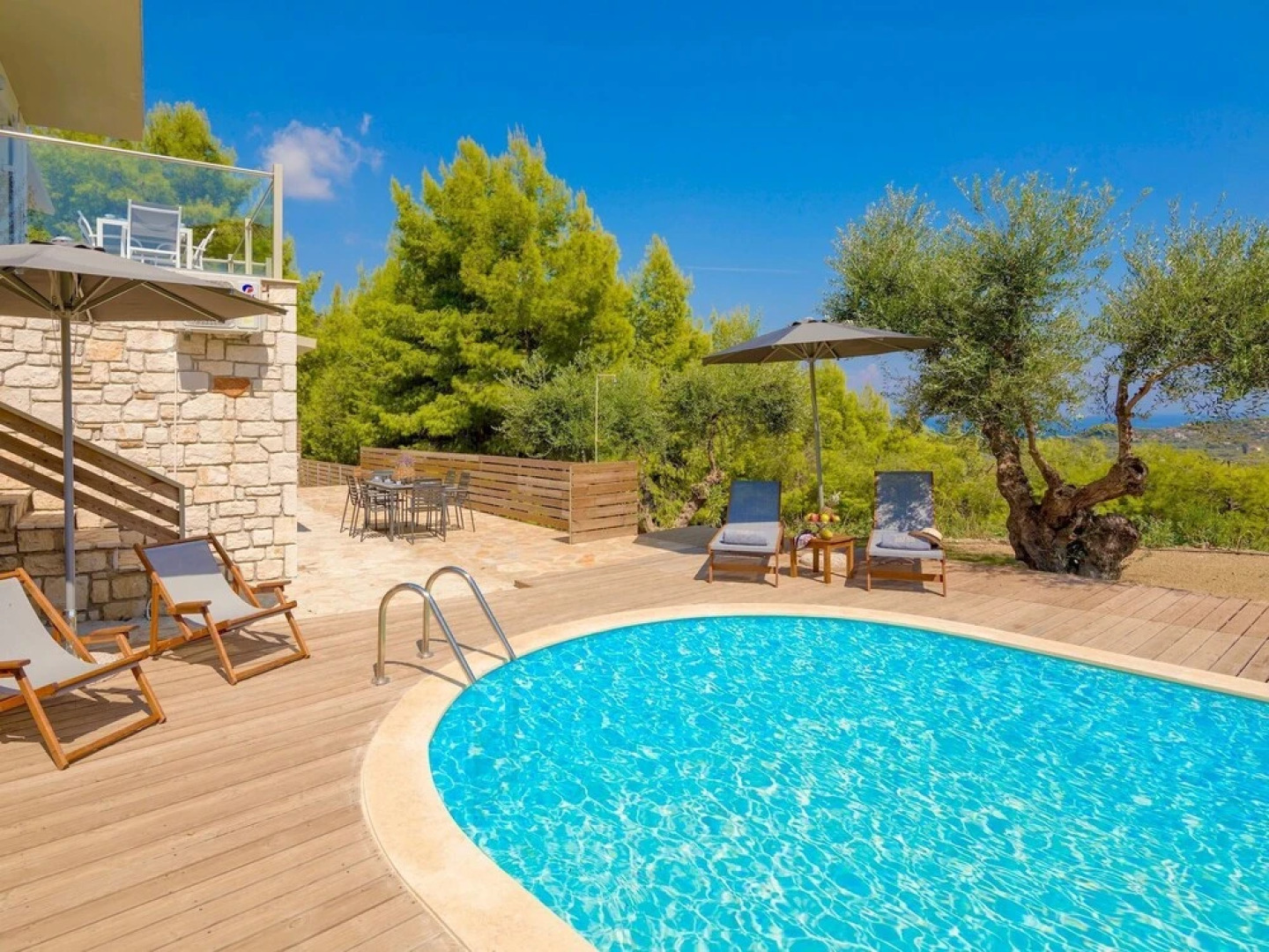 Modern Villa in Volimes with Pool And Parking