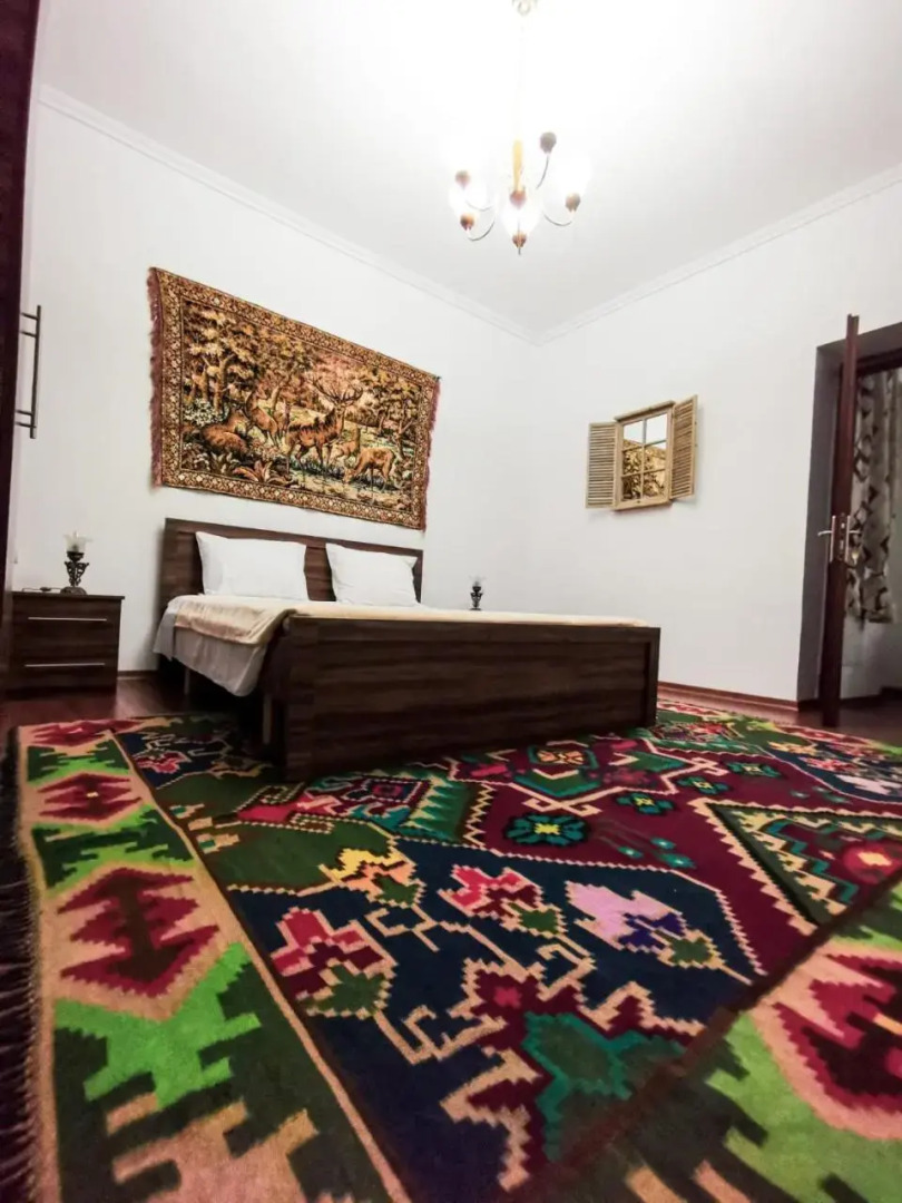 The Twins' House - Binjaket