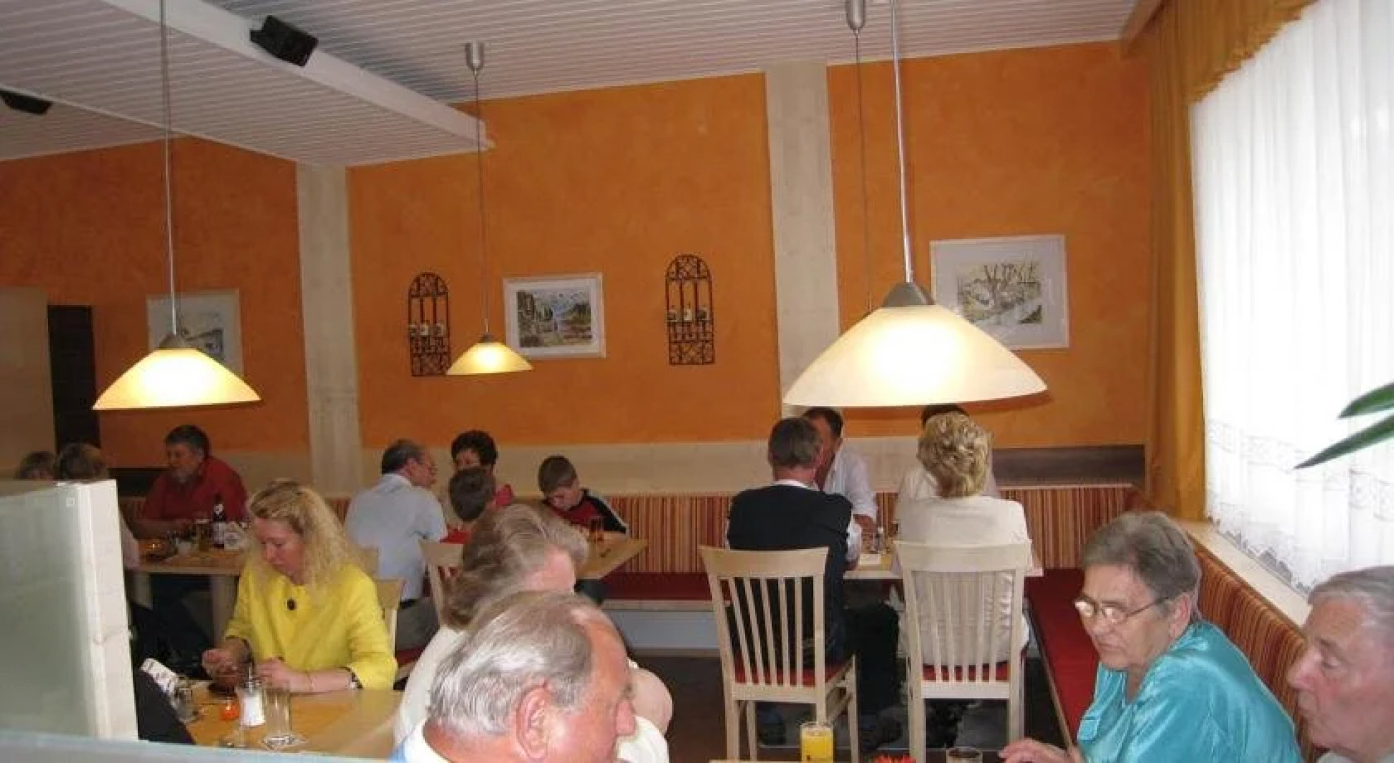 Gasthof Strobl Waldfrieden Garni