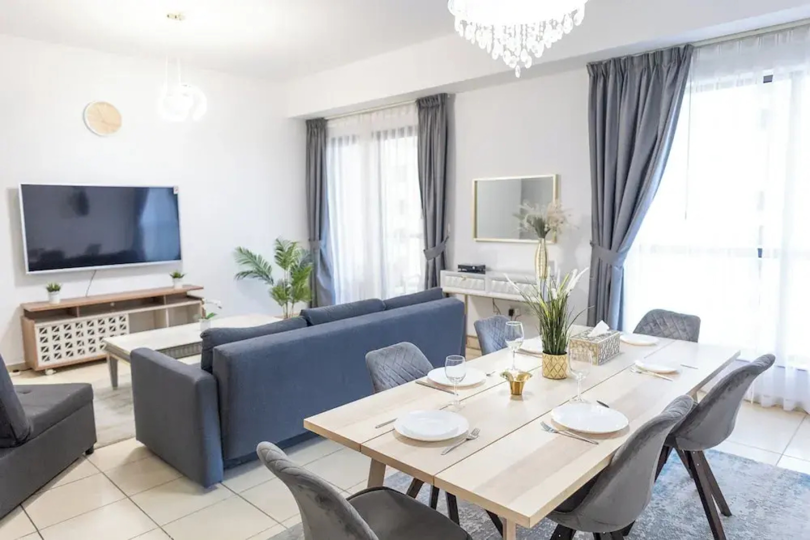 HAPPY SEASON | JBR Apartments