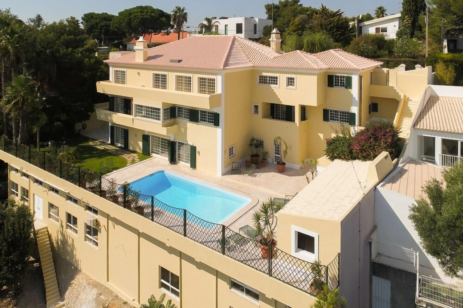 Estoril Budget & Spa