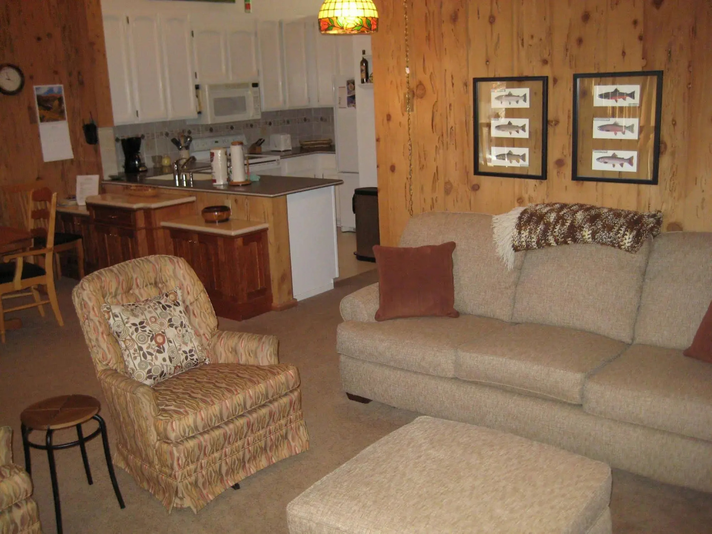 Chateau Sans Nom by Mammoth Reservation Bureau