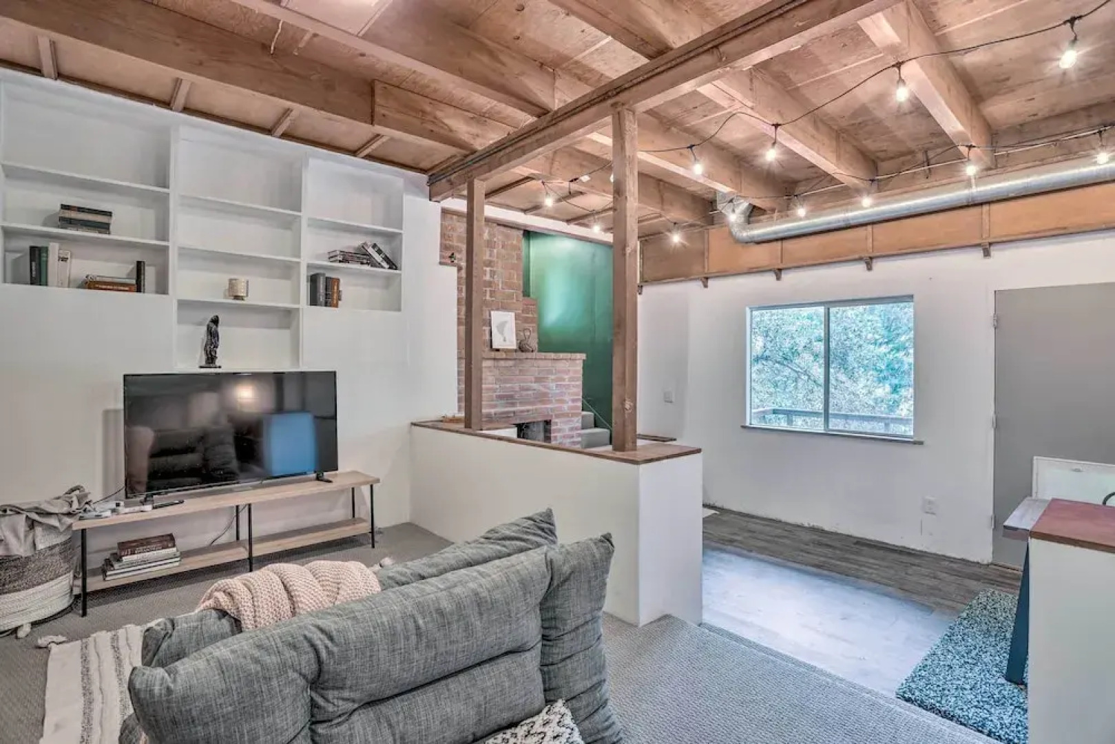 Modern & Unique Cabin With Deck by Lake Gregory!