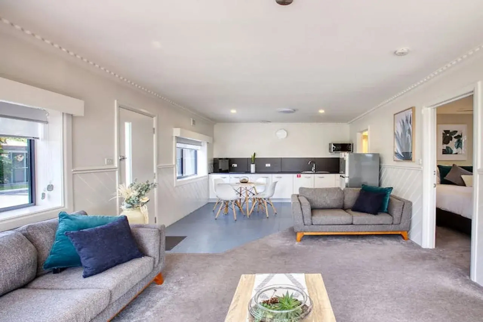 Homelea Accommodation Spa Cottage And Apartments