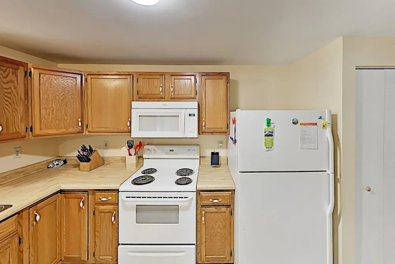 Ocean Pines Hideaway Near Beach, Pools & Golf 3 Bedroom Home