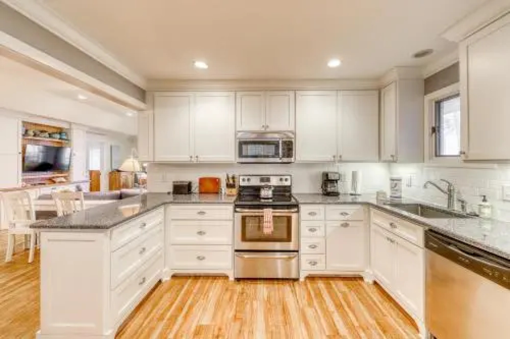 5 Inlet Cove Cottage