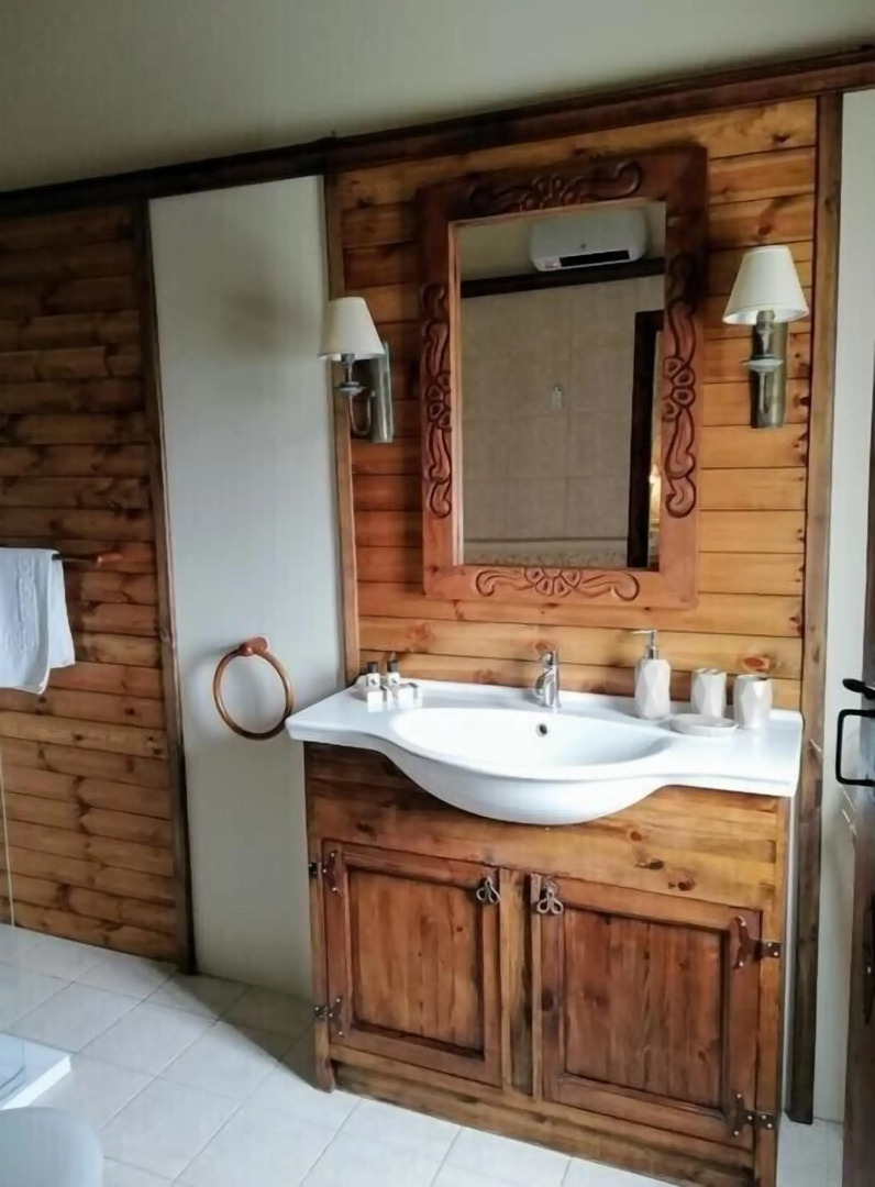 Village Knights Accommodation