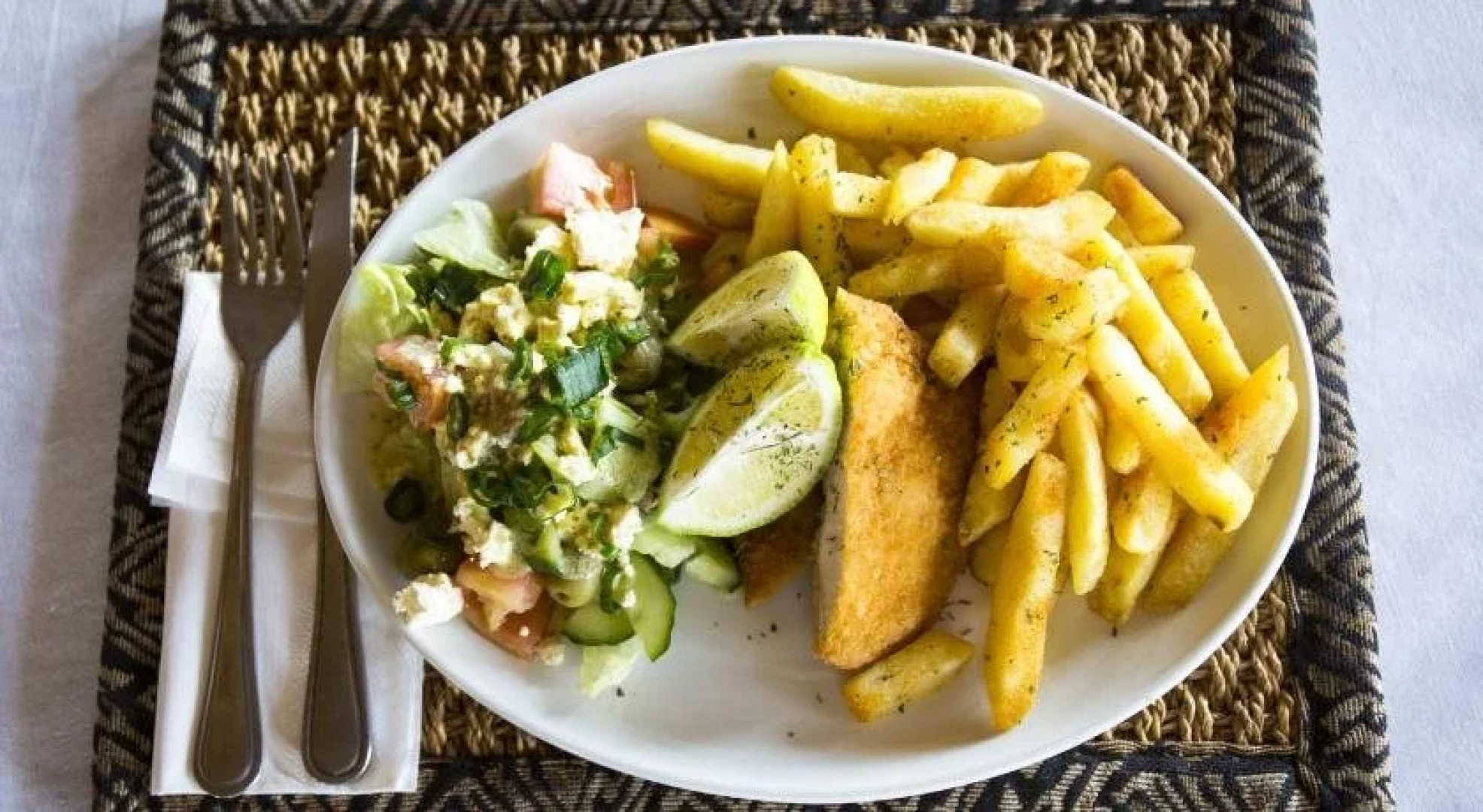 Hakusembe River Lodge