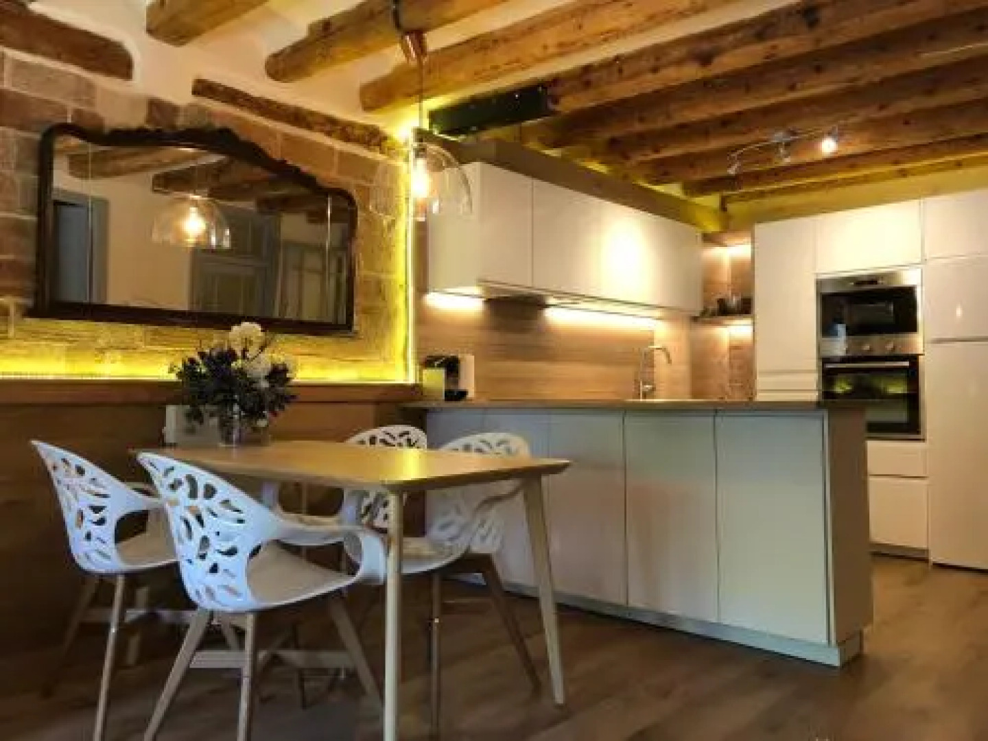 Apartament Piteus Centre