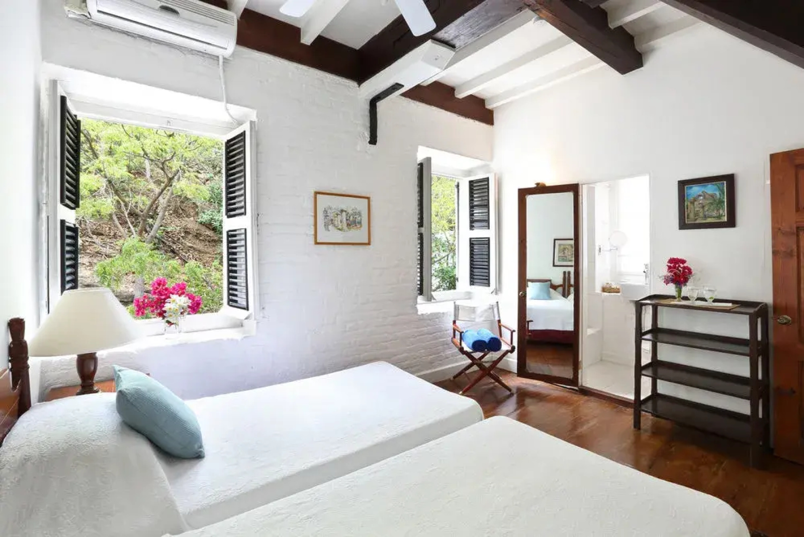 Admiral's Inn and Gunpowder Suites