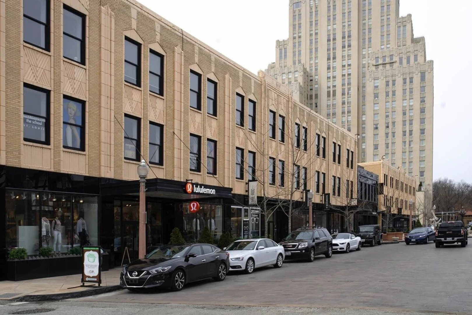 MONTCLAIR - Modern CWE Apts near BJC by Zencity