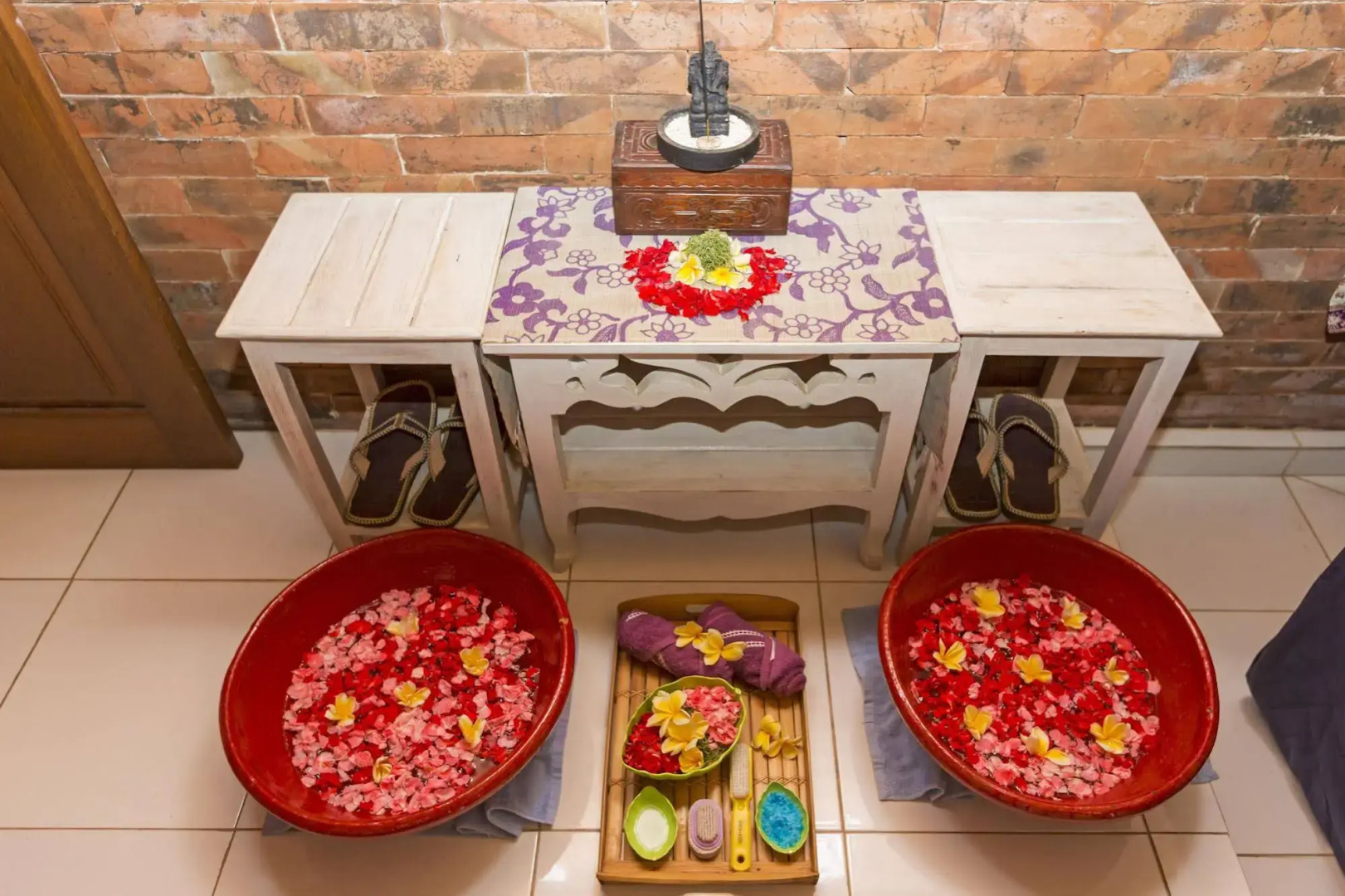 Casa Di Ungasan Suite and Residence