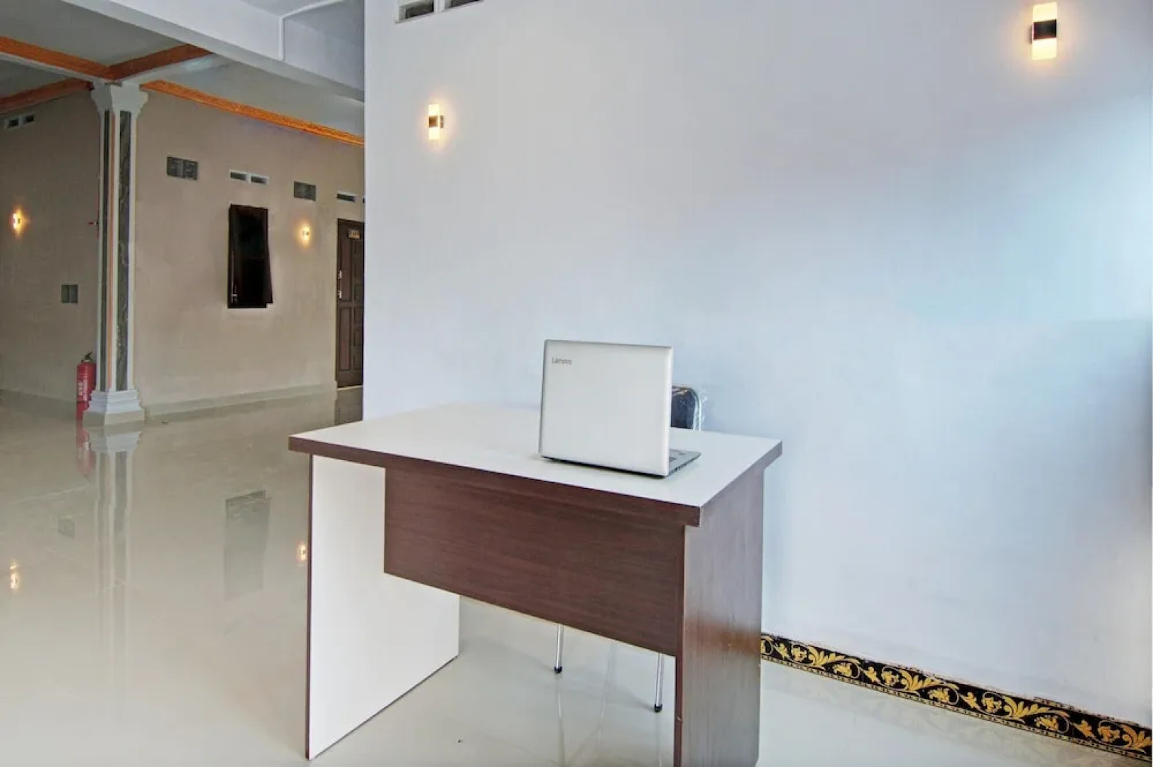 Hotel O Penginapan Budhe Sri