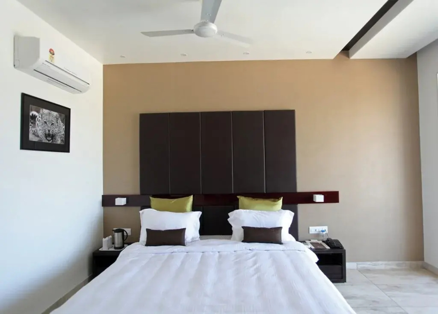 Hotel The Grand Daksh Somnath