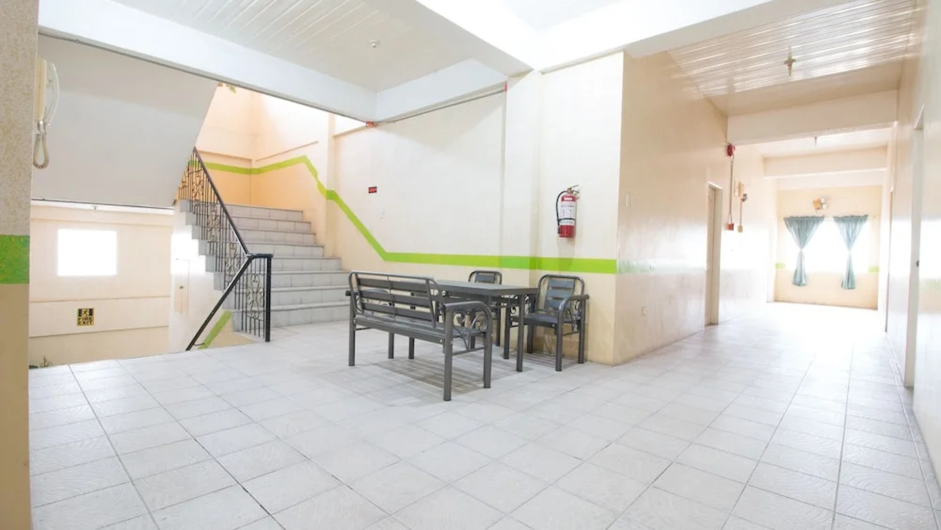 RedDoorz @ Praferosa Resort Hotel Calamba