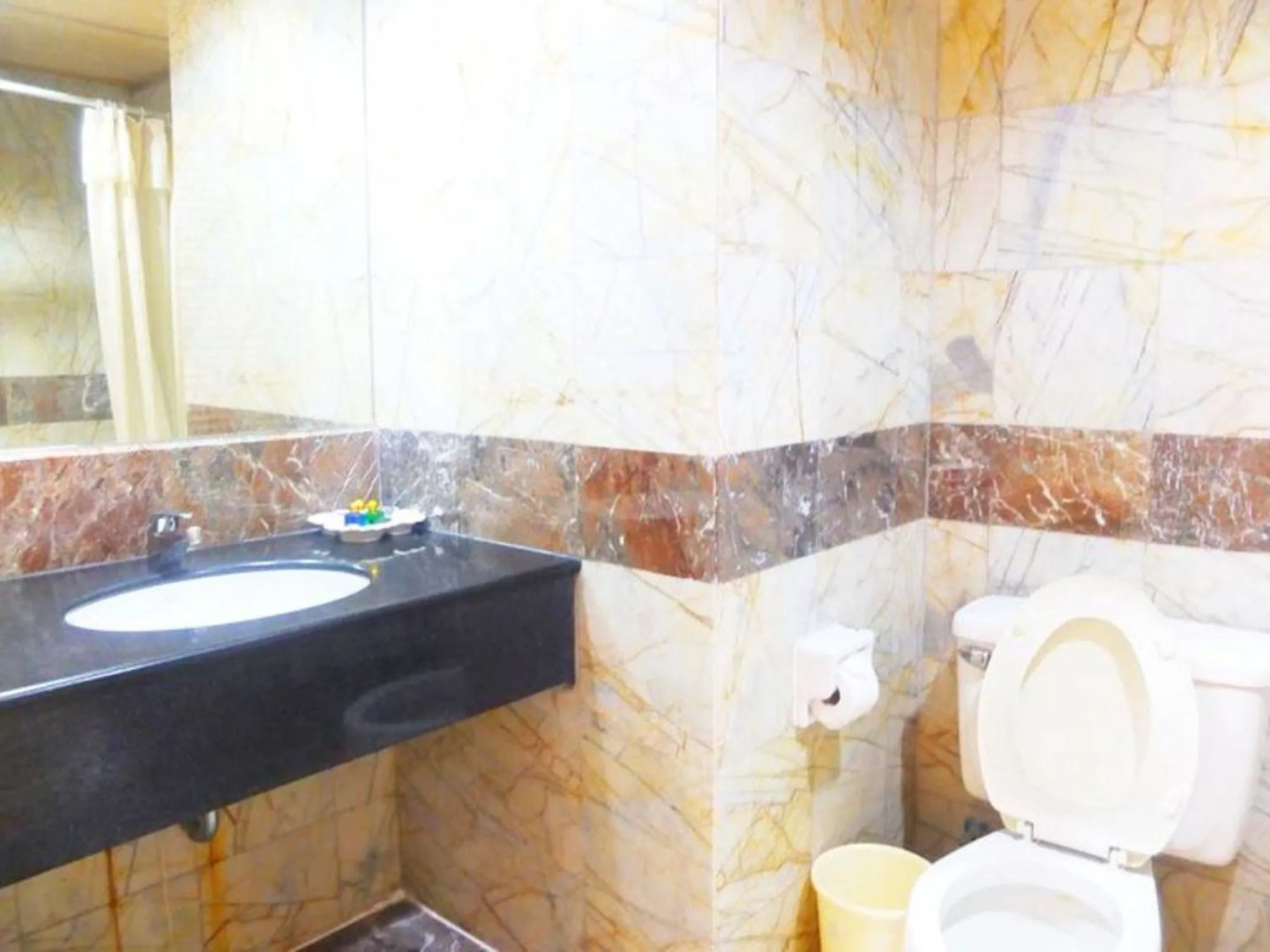 Adriatic Palace Hotel Pattaya