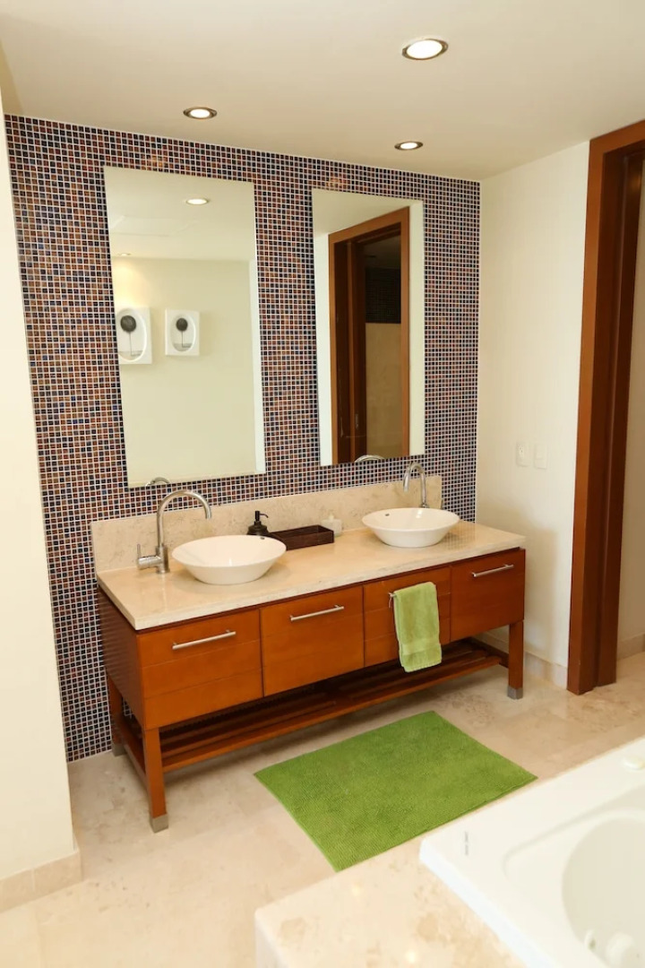 Encanto Living 0801 -2BR by Kivoya