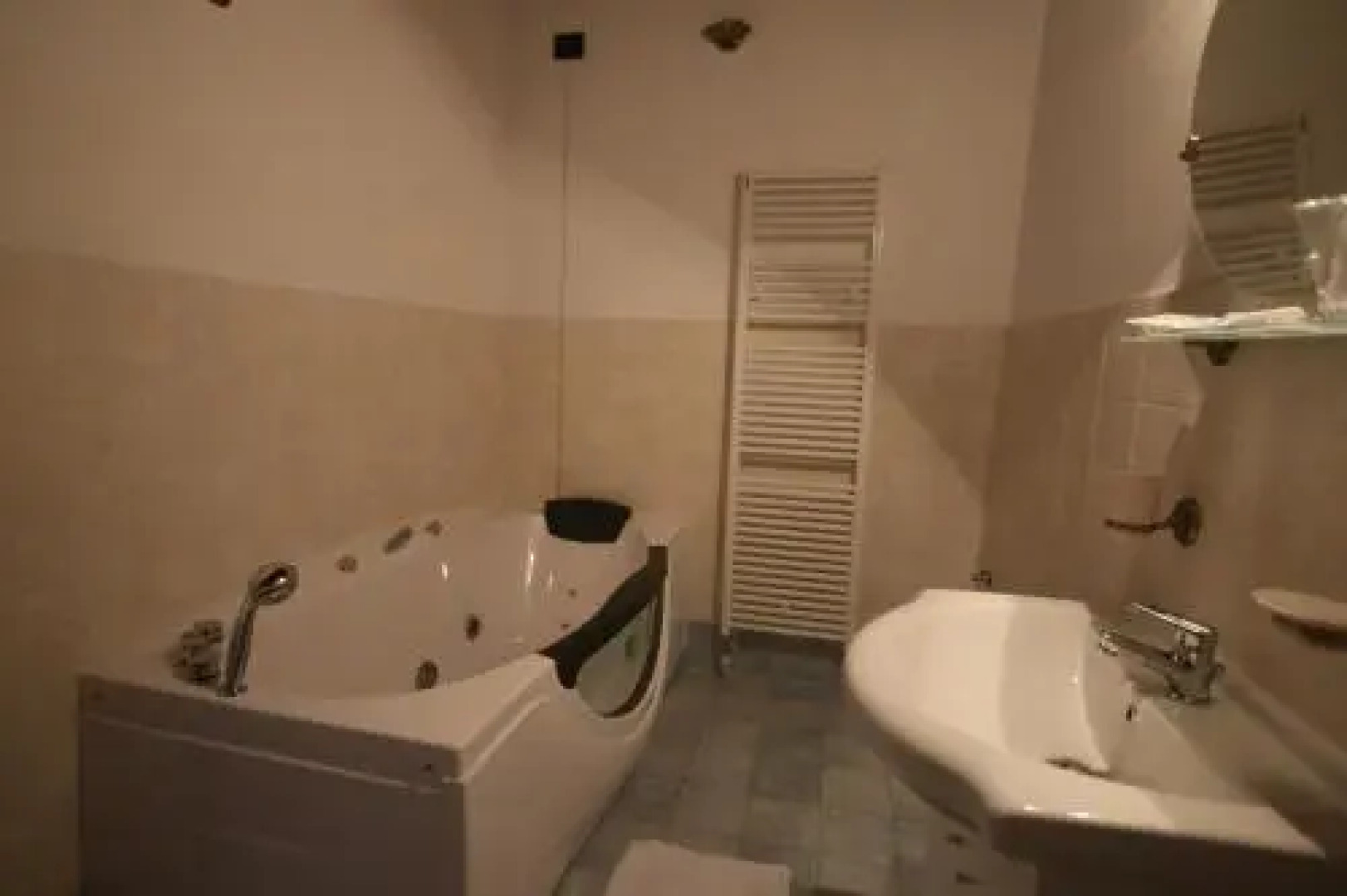 Vila Romeo And Juliet