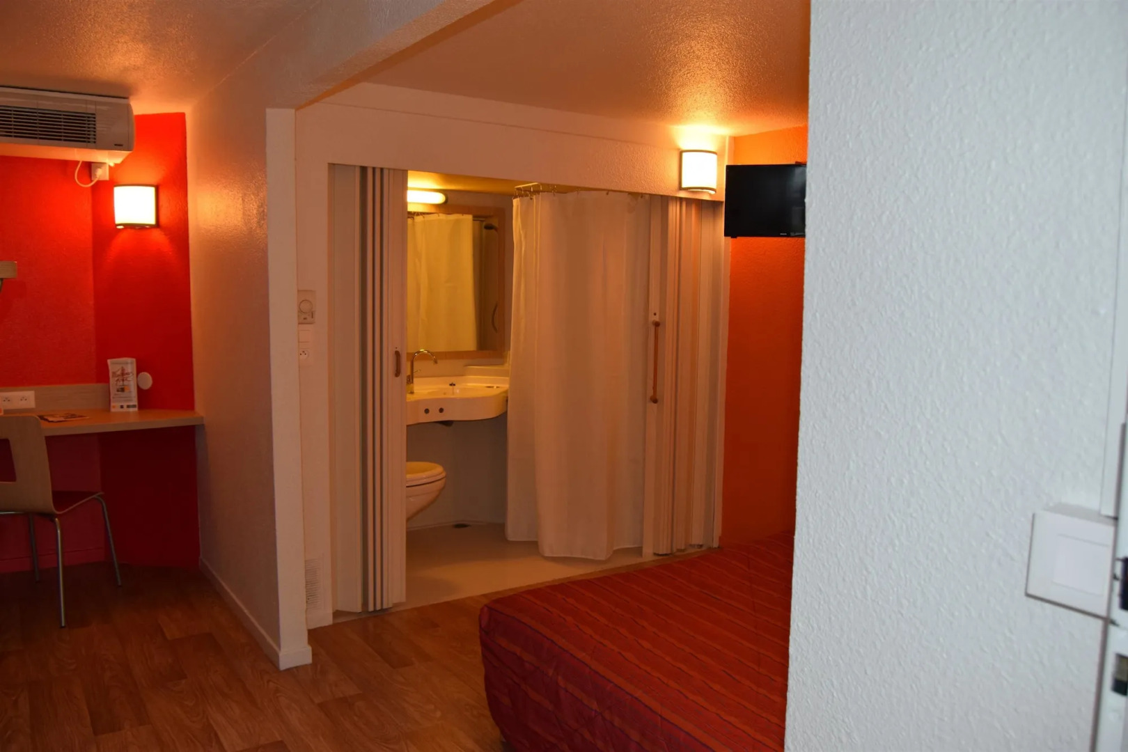 Premiere Classe Creil - Villers Saint Paul