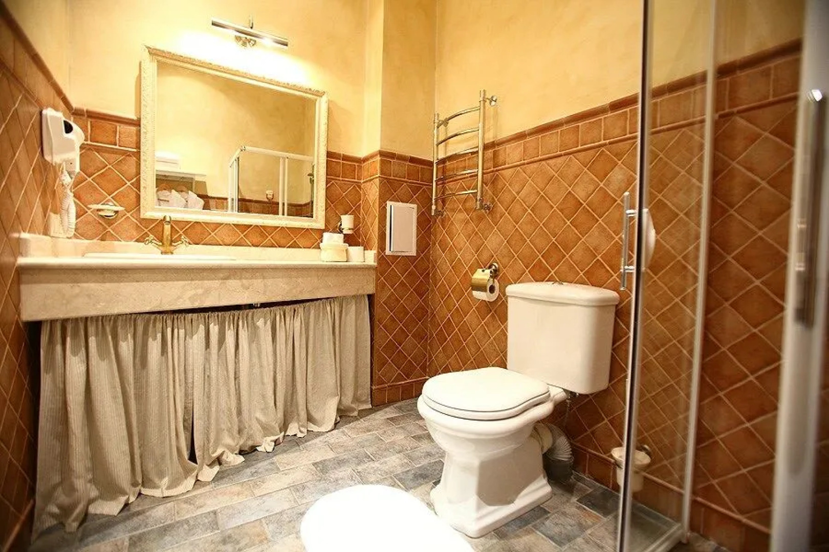 Отель Империал & Champagne-spa