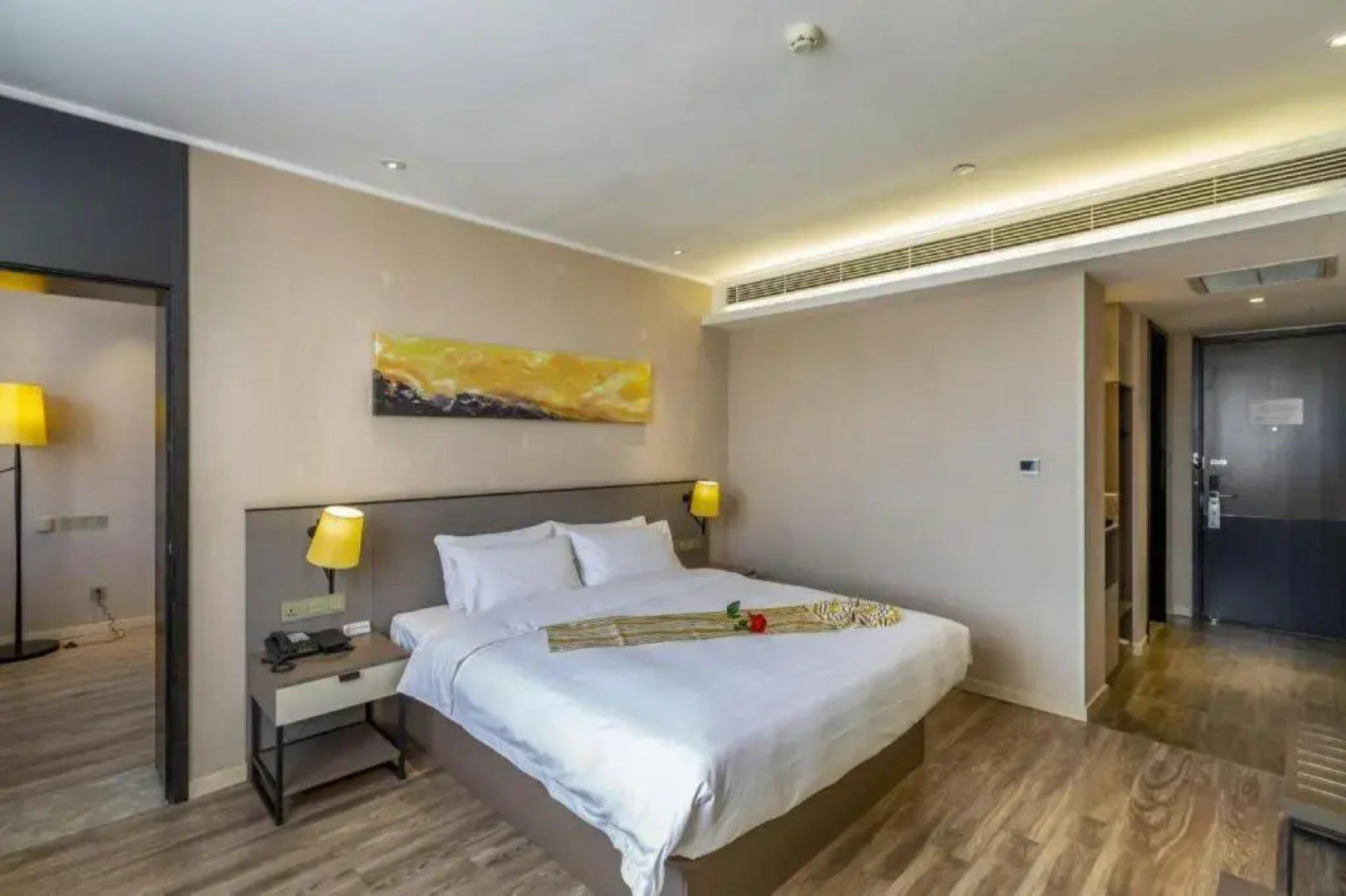 【locals】Taian Taishan District Baolongcity Square