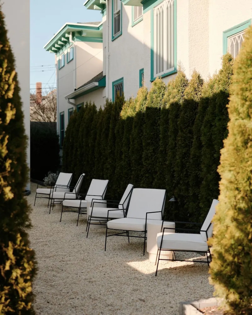 The James Bradley Hotel