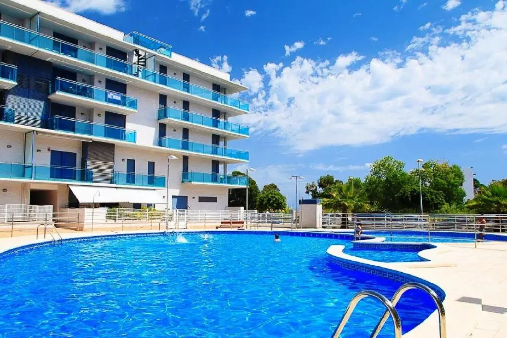 UHC Mar Augusta Family Complex