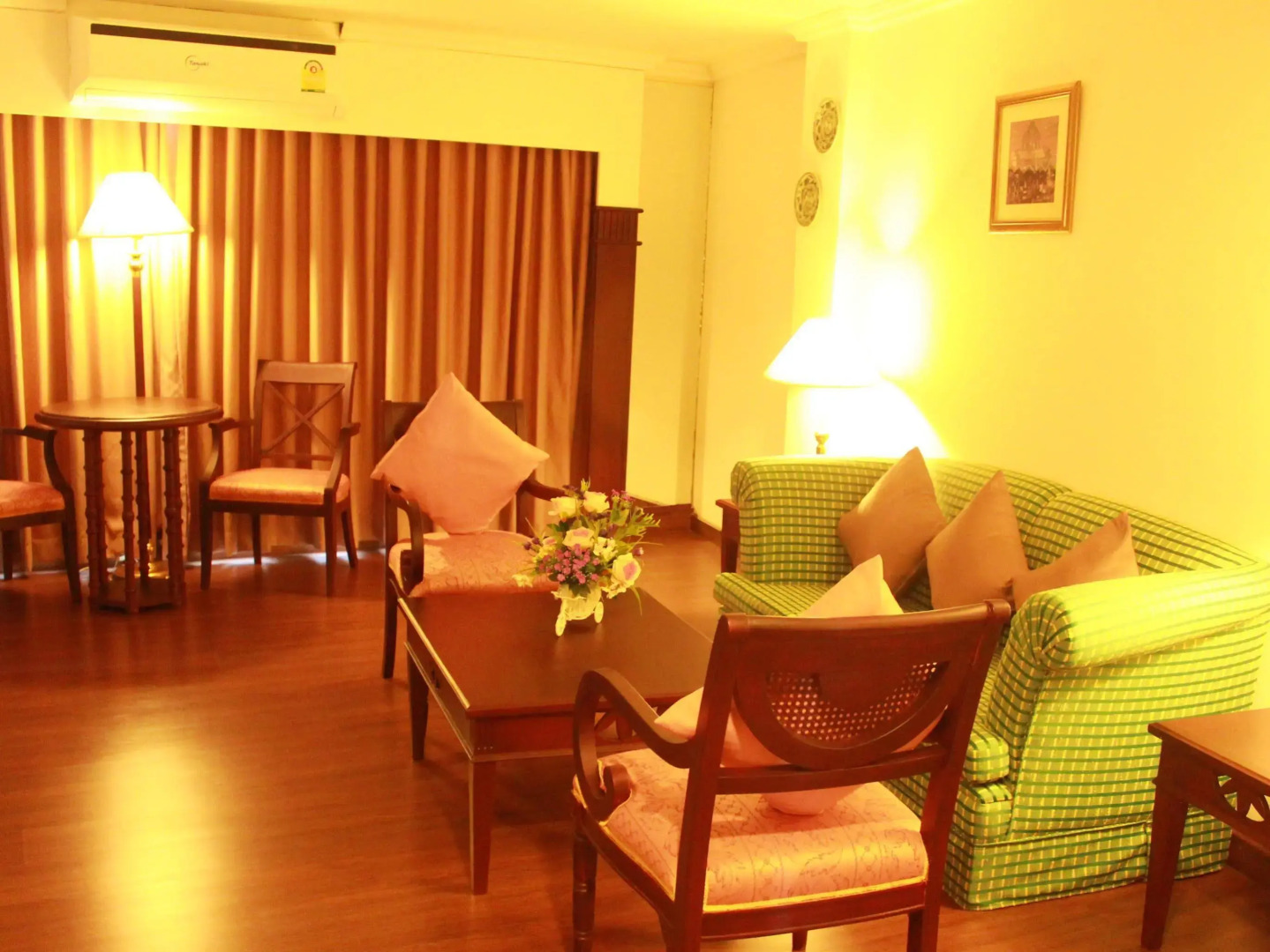 Mayflower Grande Hotel Phitsanulok