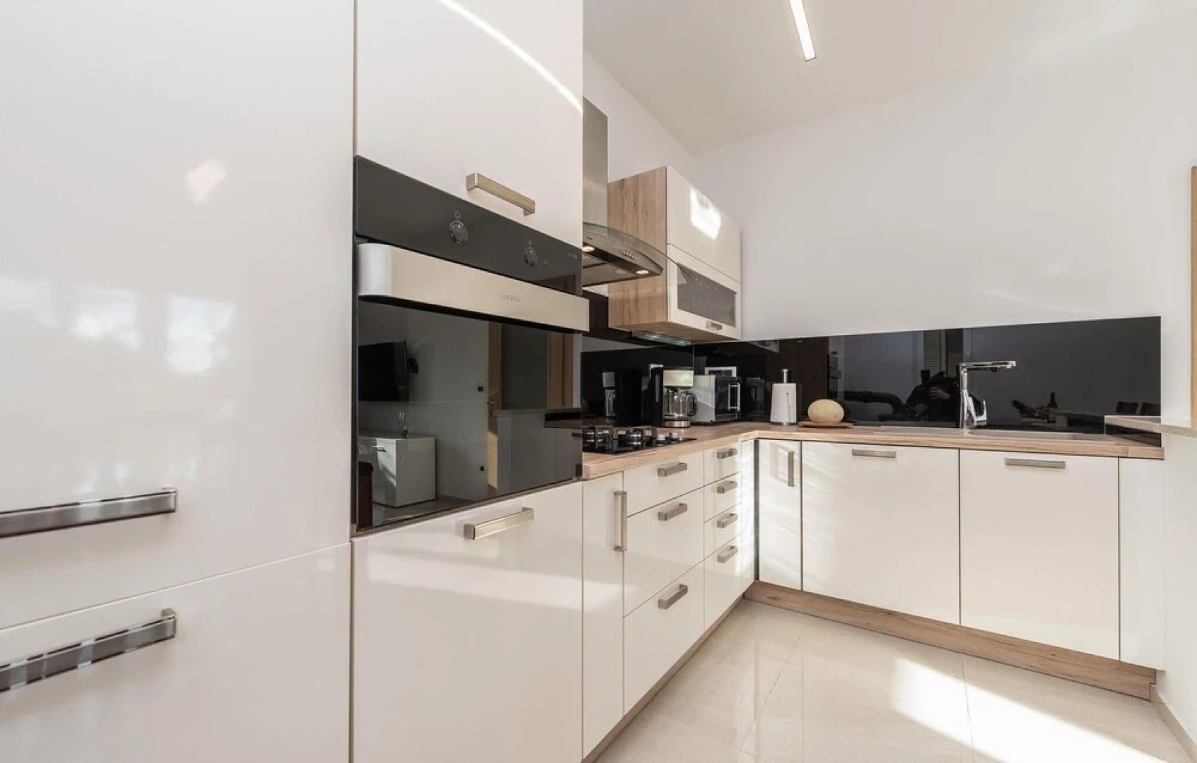 Amazing Home in Vrsi With 3 Bedrooms and Wifi