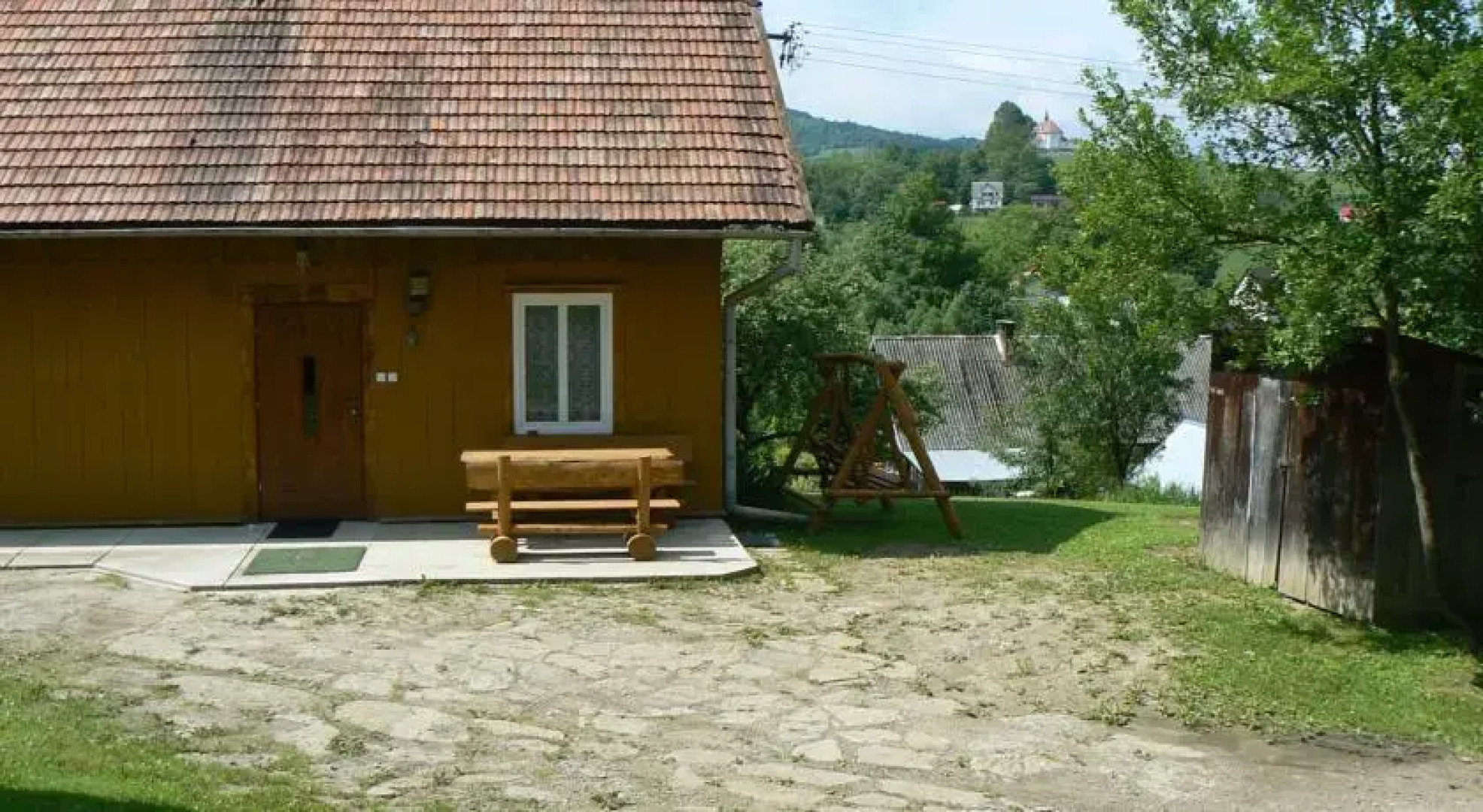 Chata z kominkiem na wyłączność w Bieszczadach