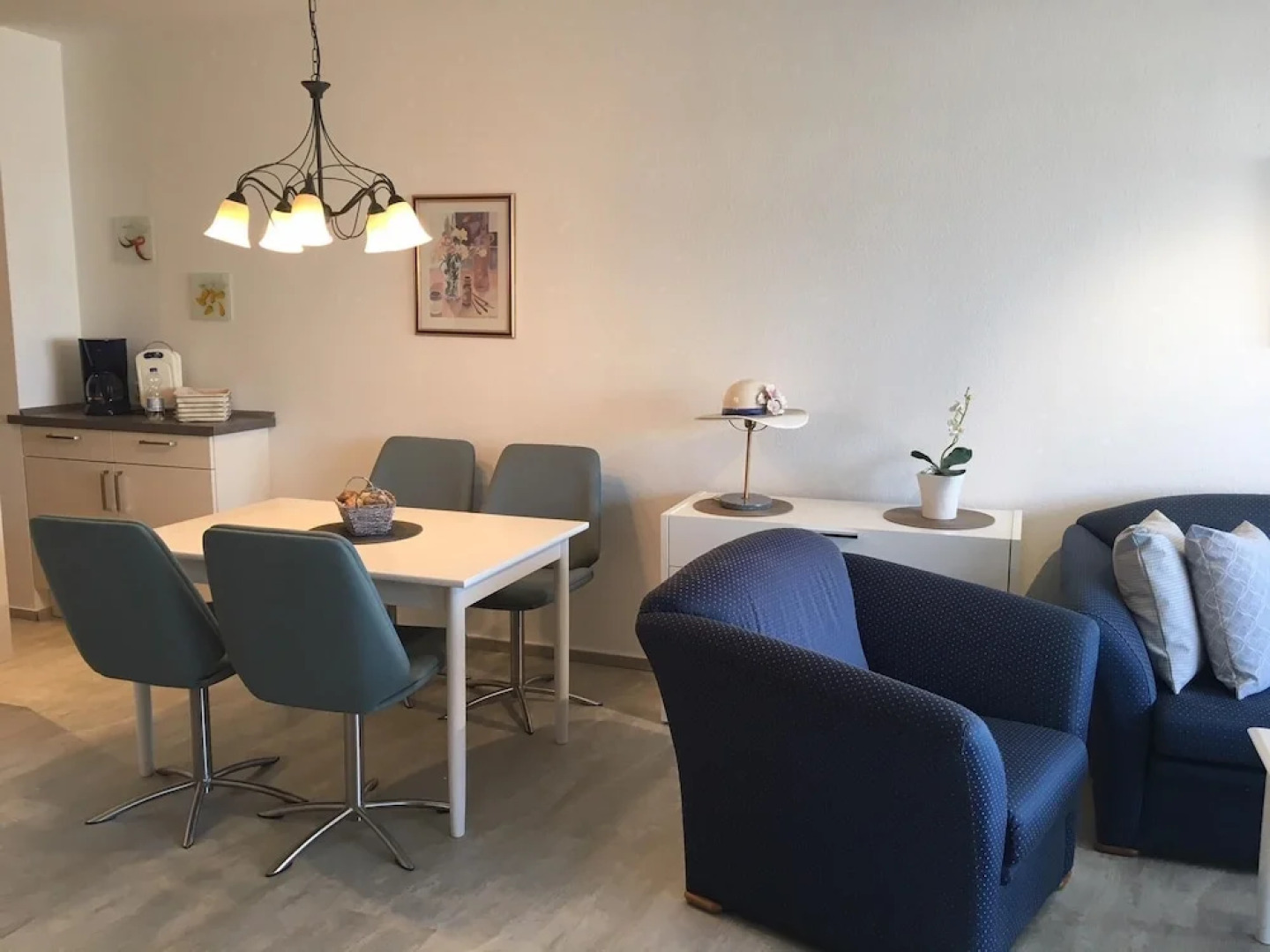 Res/410 - Residenz -teilseeblick