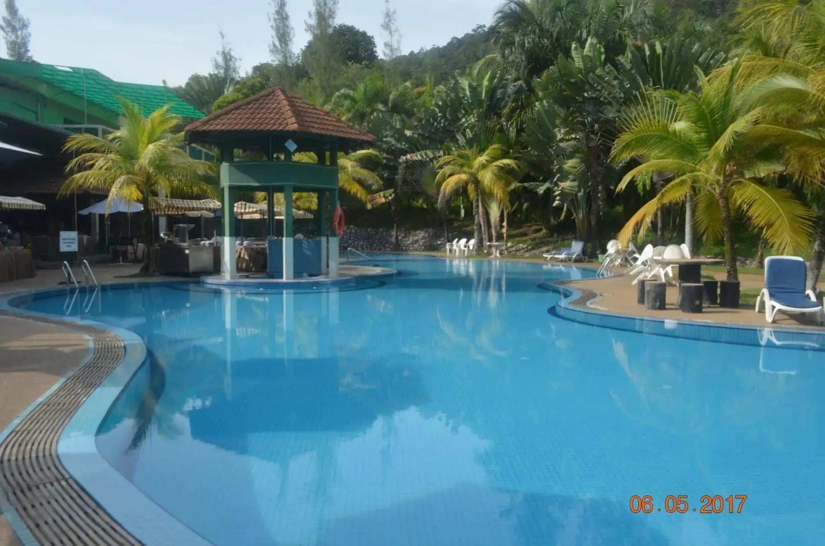 Virgo Batik Resort Teluk Batik Lumut