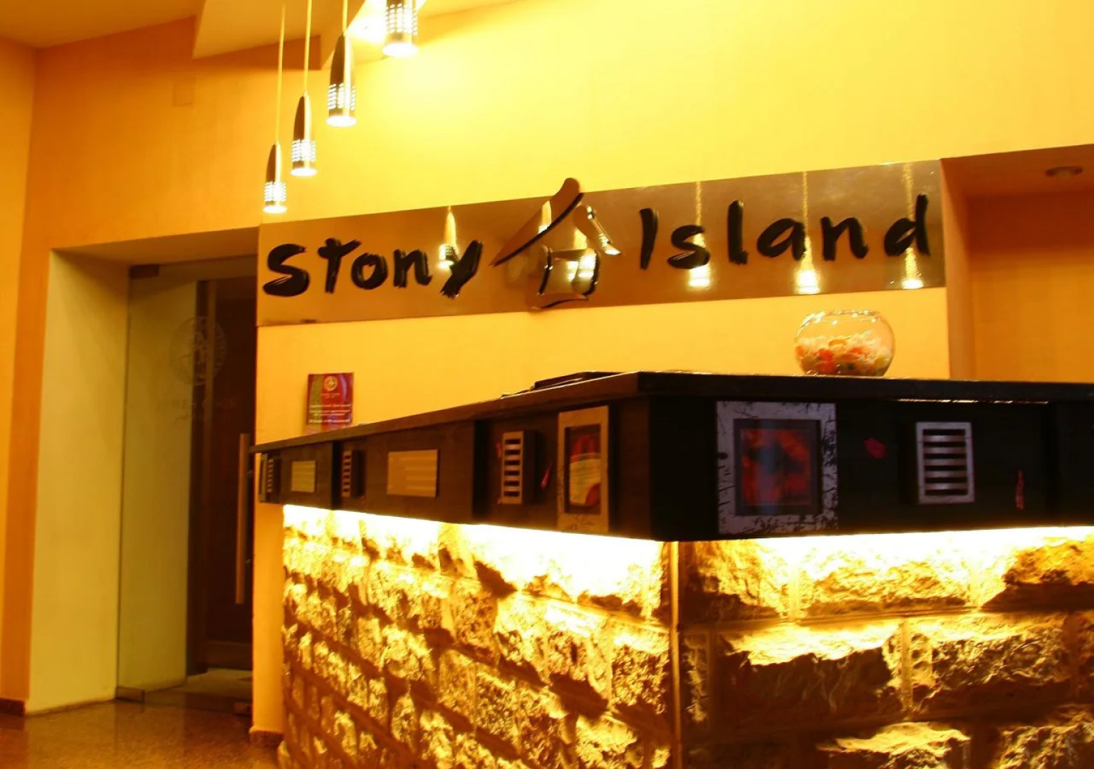 Стоуни Айлэнд на Каменноостровском