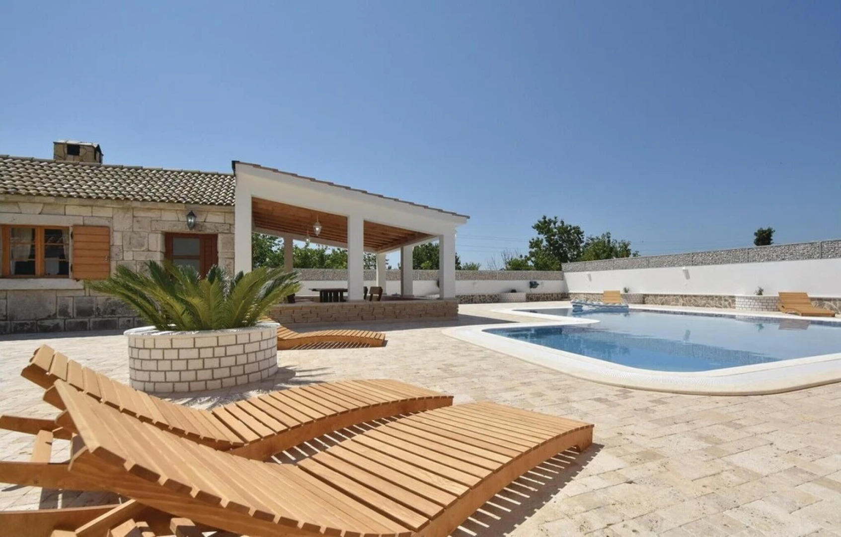 Awesome Home in Seget Donji With Sauna, Wifi and 2 Bedrooms