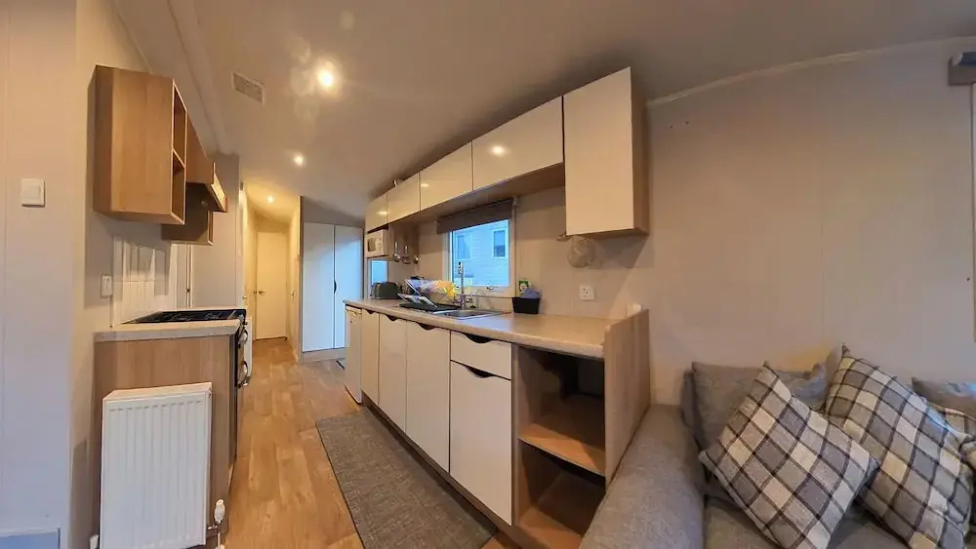 Caravan at Newquay Bay Resort - 3 Bedrooms