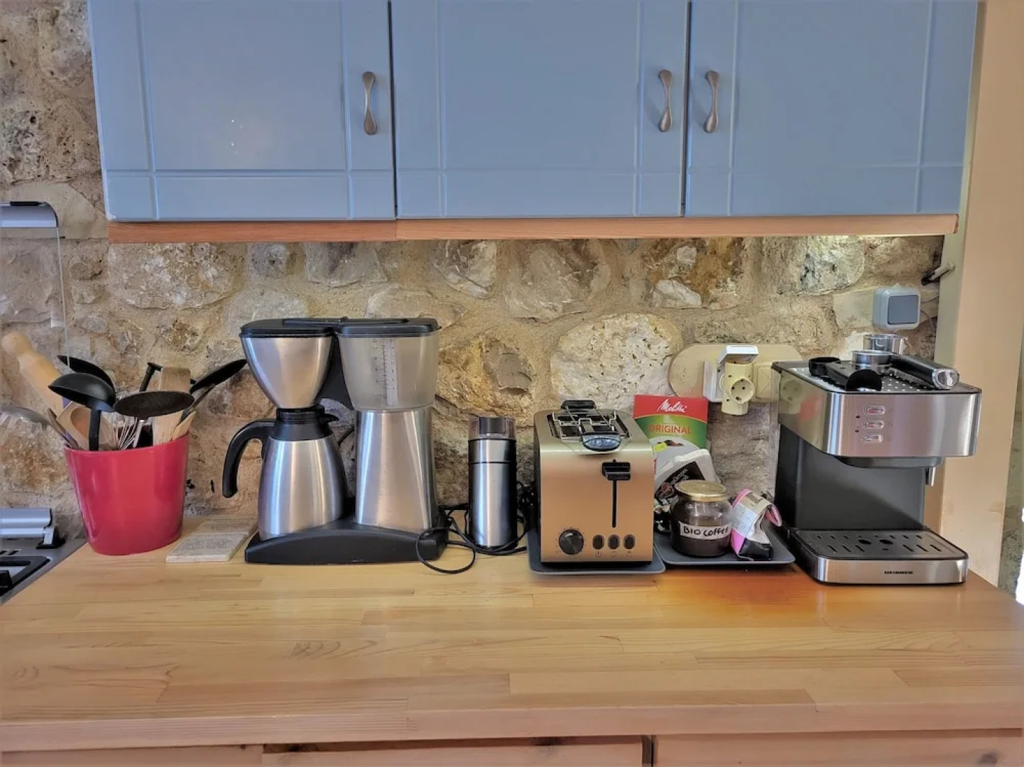 Eco Secluded Hand Built Stone House in an Oasis