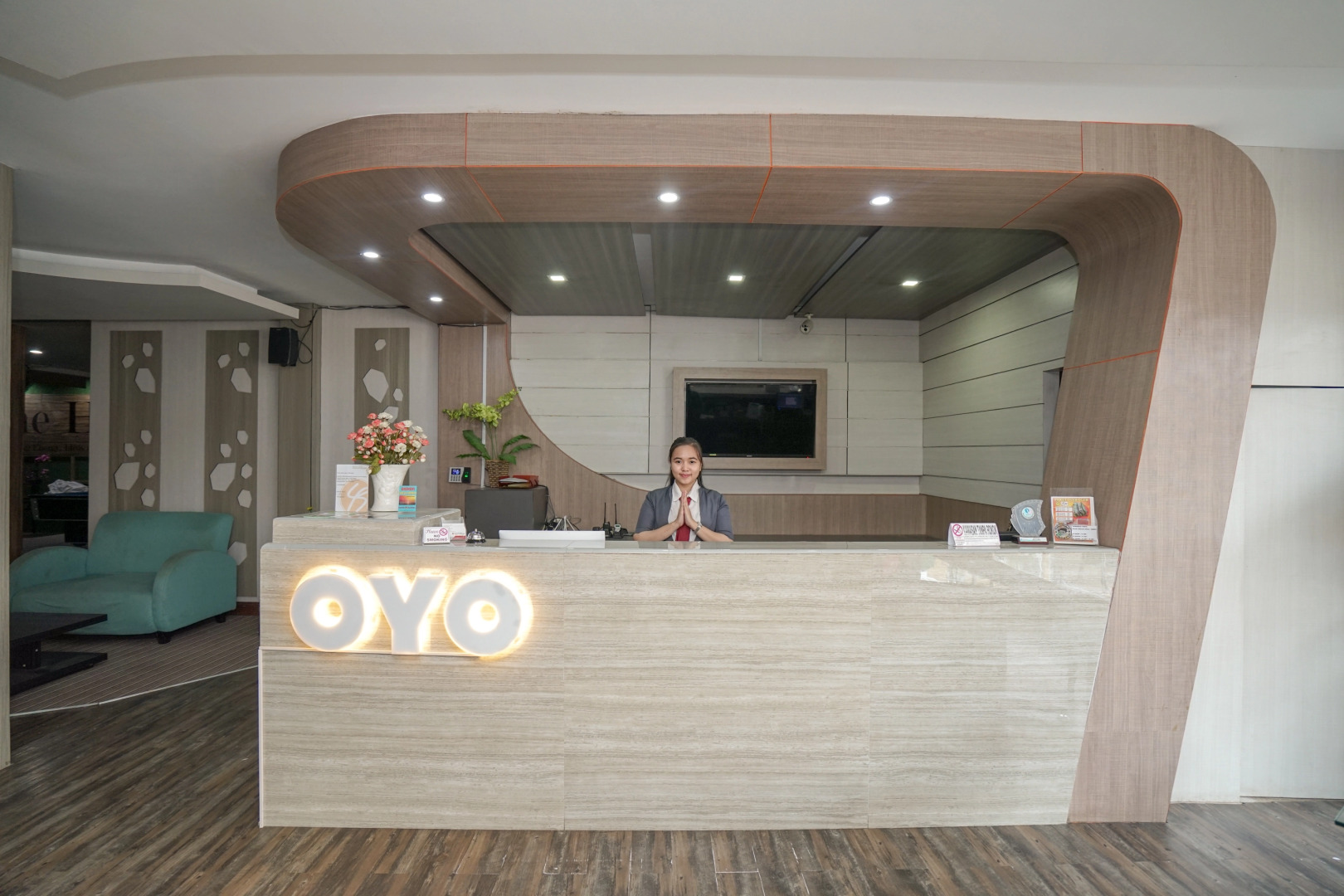 OYO 736 Hotel Best Skip