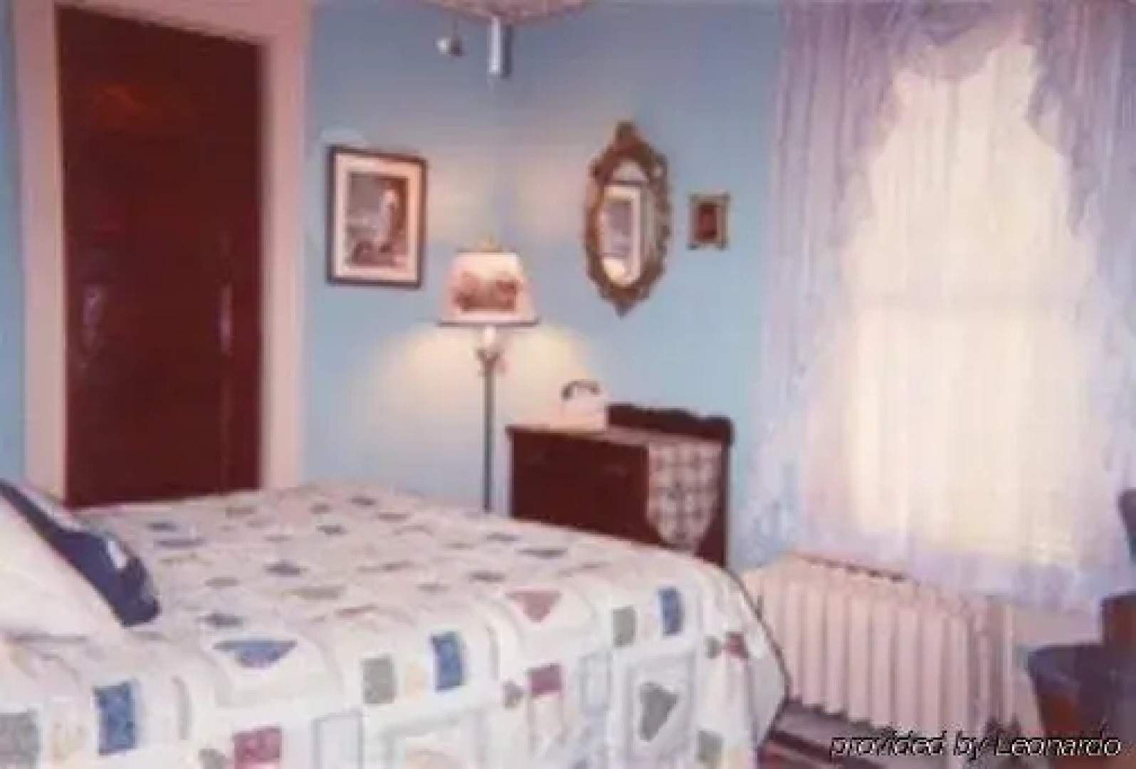 The Homespun Country Inn