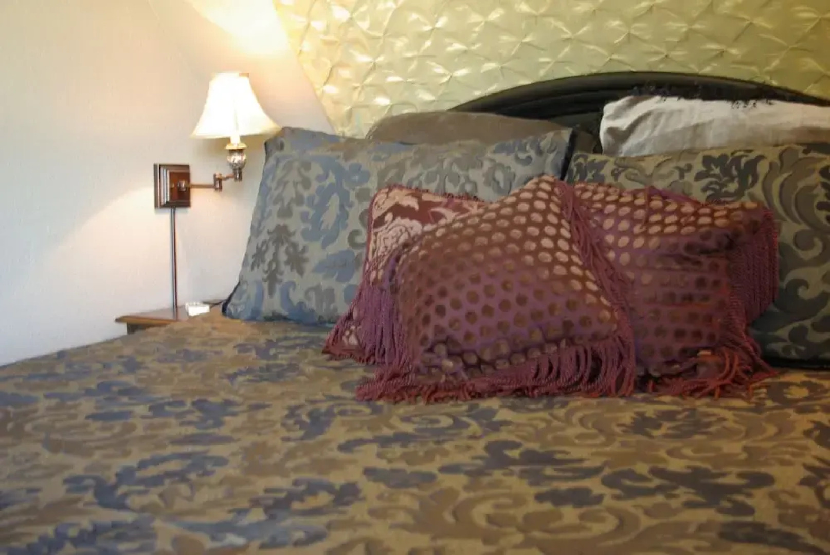 Arrowhead Manor Bed & Breakfast Inn & Event Center