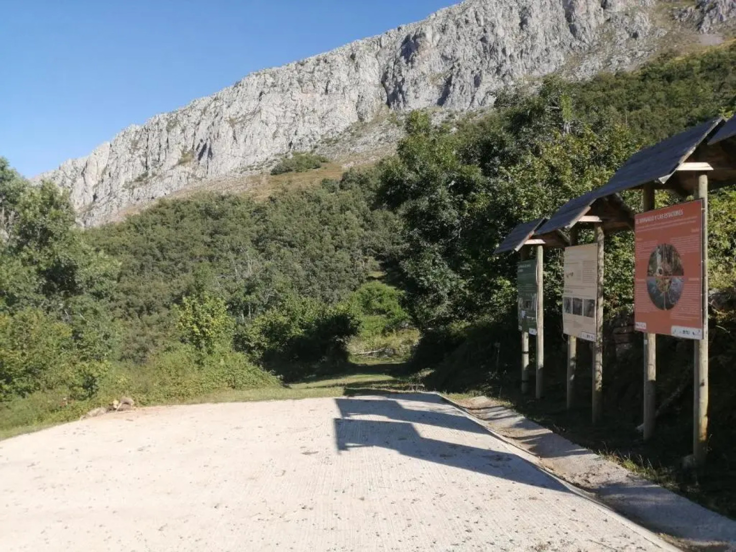 Apartamentos Rurales El Privilegio