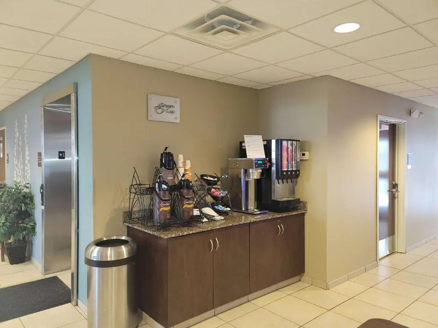 Sleep Inn & Suites Steubenville at the University