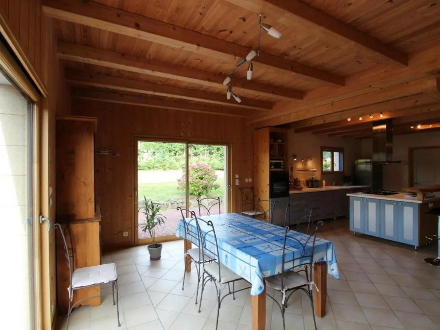 Gîte Le Mesnil-Ozenne, 4 pièces, 6 personnes - FR-1-362-328