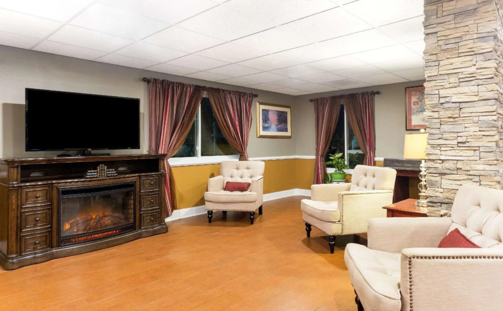 Baymont Inn and Suites