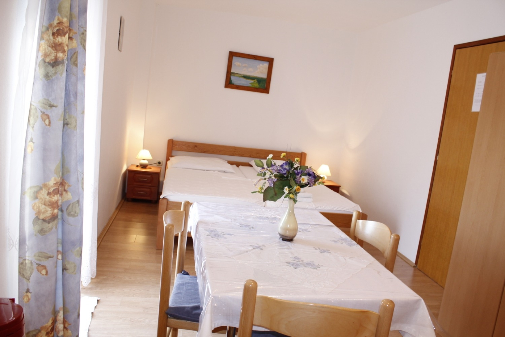 Apartment Ivan - 300 m from sea: SA5 Nin, Zadar riviera