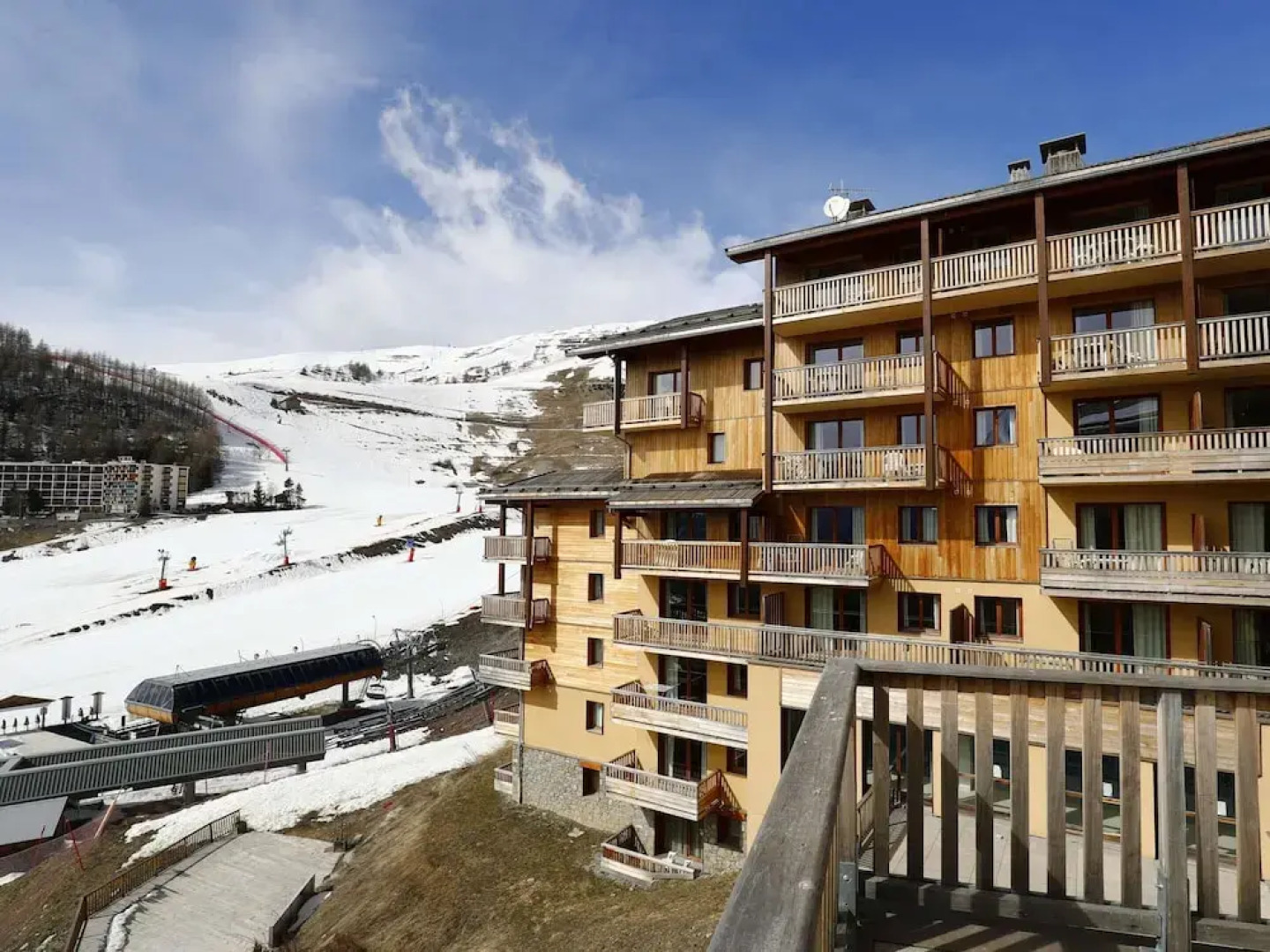 Apartment in French Alps With Pool & Ski Access