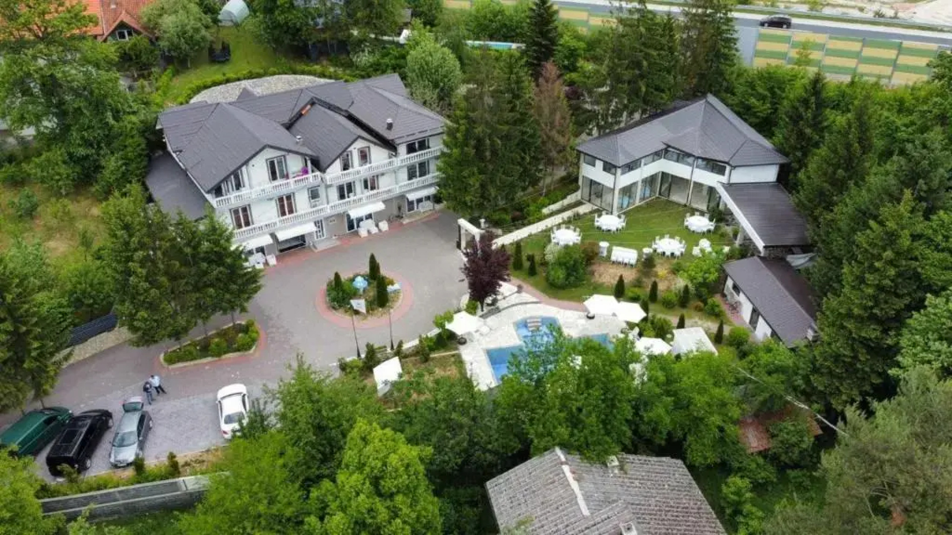 Rakovica Resort Luxury Apartments