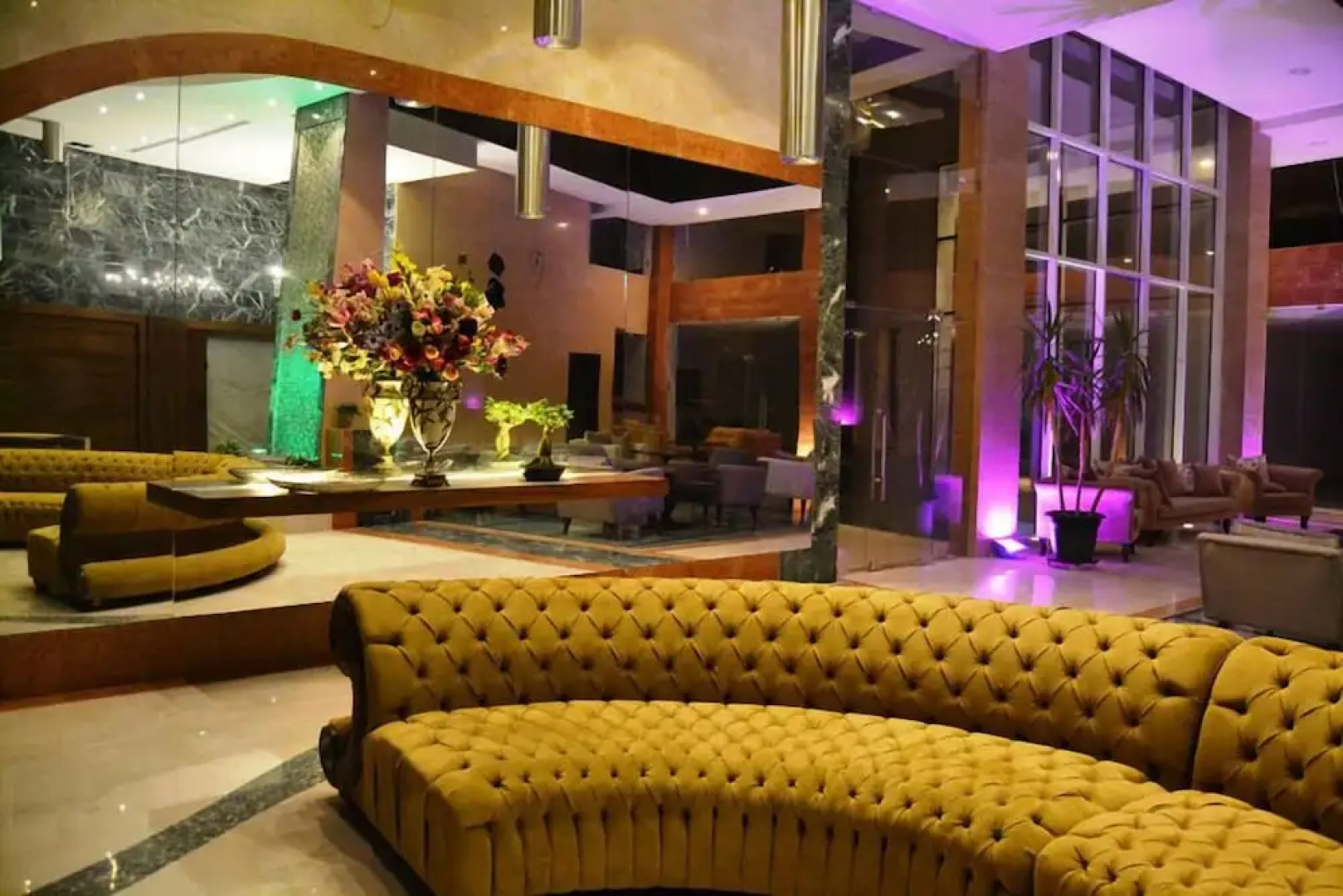 Delora Hotel and Suites