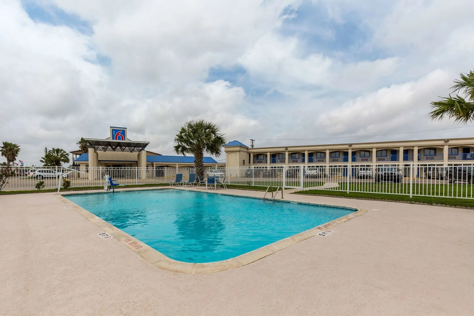Quality Inn & Suites Port Lavaca near Lighthouse Beach